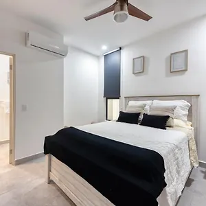 Pedregal Towers Apartment